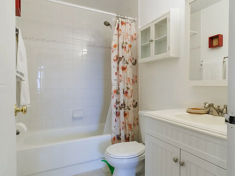 30 Chapman Ct #1001 — Photo 25