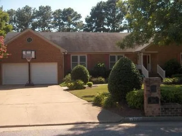 1305 Bertrum Ct, Virginia Beach, VA 23455