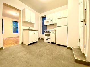 519 E 82nd St #3R, New York, NY 10028