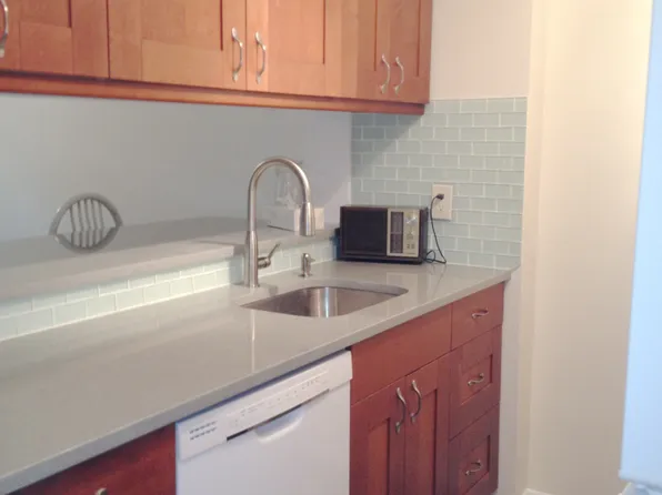 225 Sunset Blvd #9225G, Bronx, NY 10473