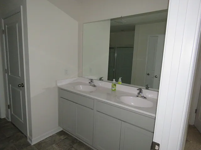 900 Mill Creek Dr — Photo 15