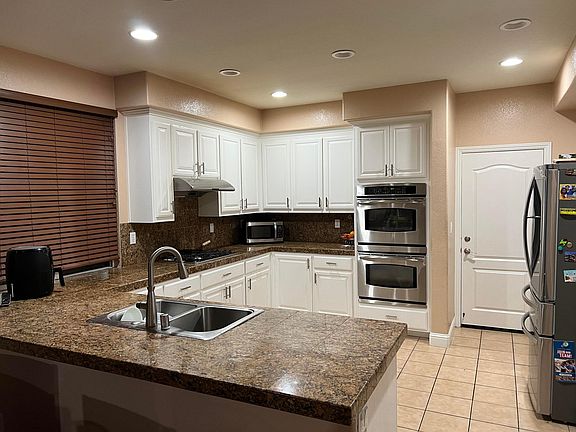 2nd image of 11838 Cobble Brook Dr