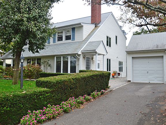 2nd image of 31 Slocum Ave