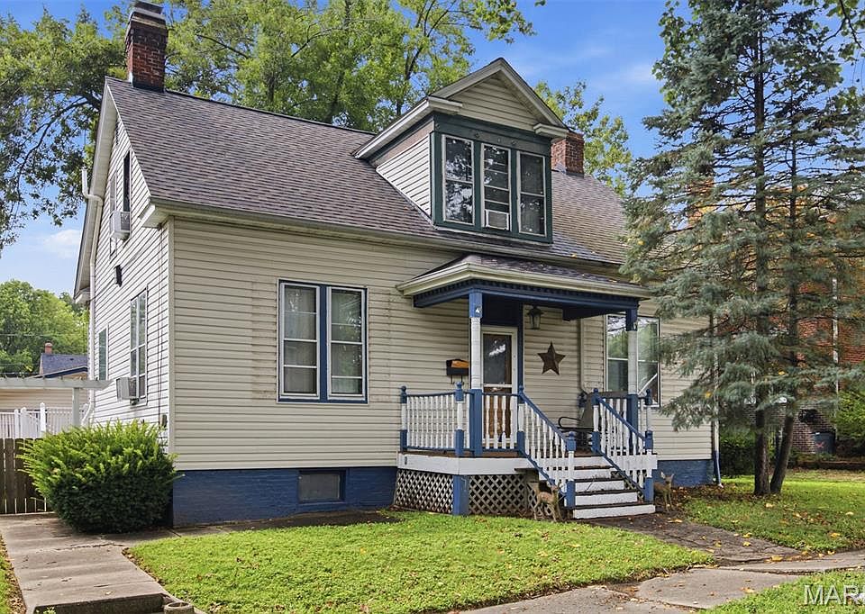 1st image of 714 Cypress St