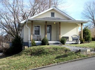 916 Tipton St, Elizabethton, TN 37643