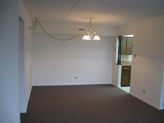 2nd image of 9208 W 140th St APT 2NW