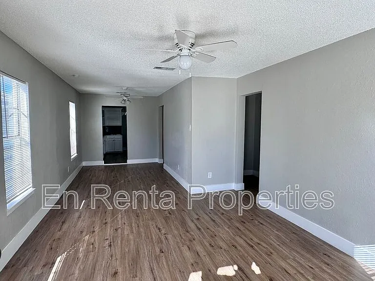 716 W Broadus Ave — Photo 2