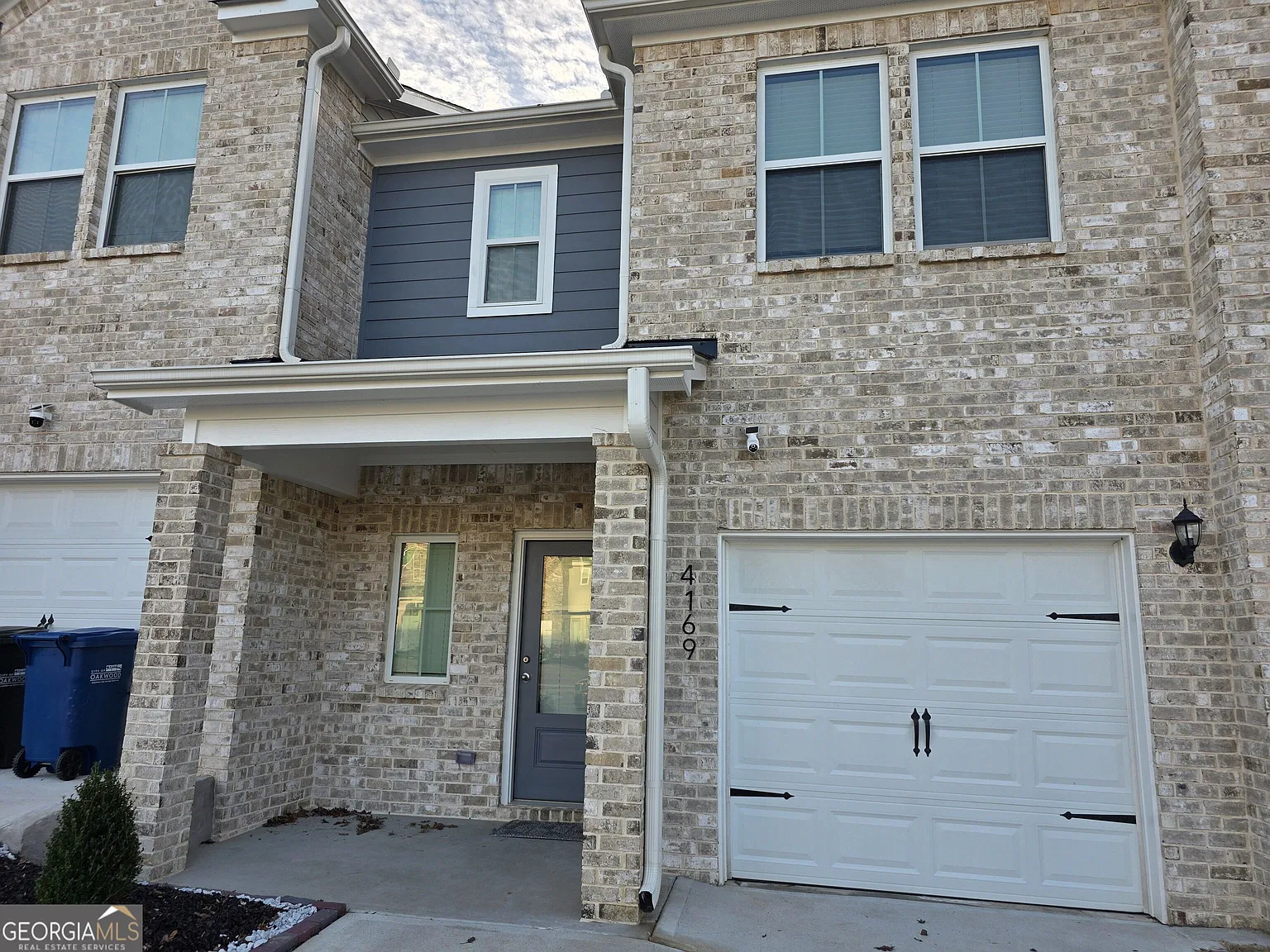 3 bed, 2.5 bath, 1788 sqft, $1,900 — Photo 4