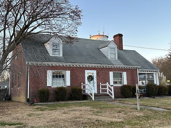 2nd image of 24 N Elm Ave
