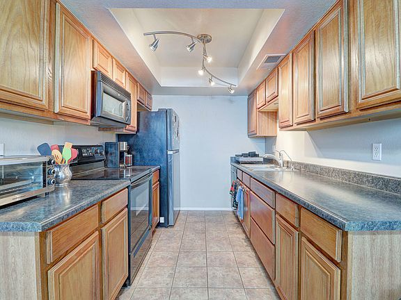 5th image of 8541 E Belleview St
