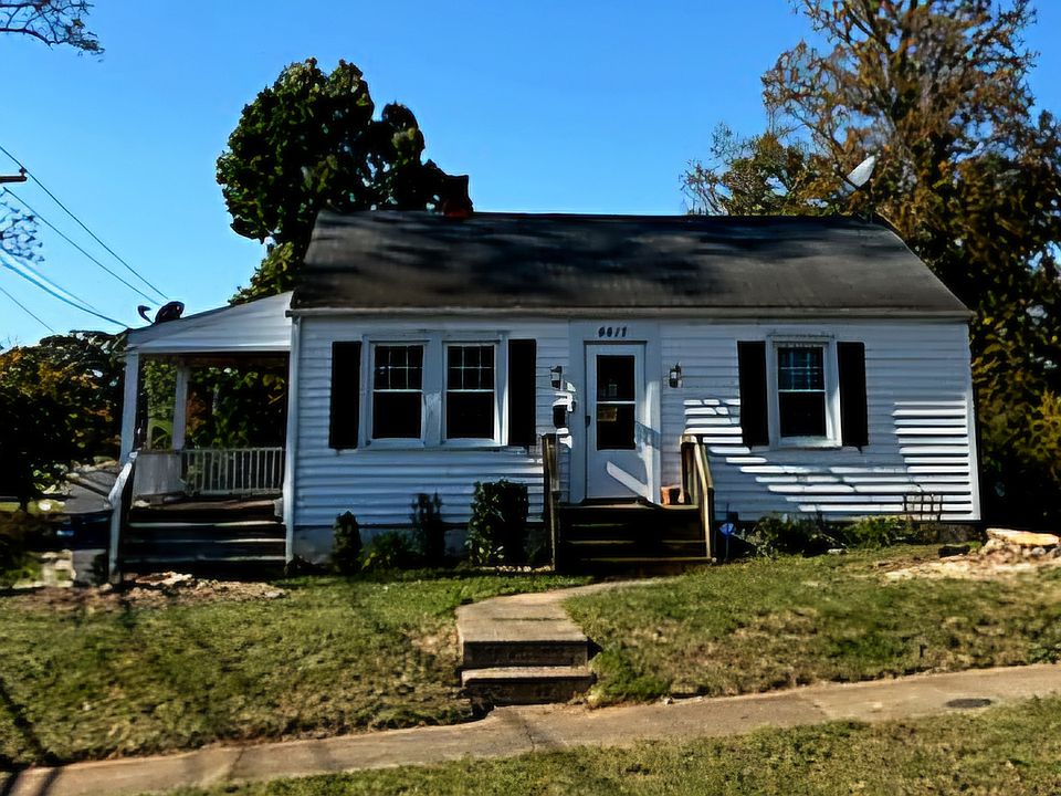 1st image of 4417 Goodview St