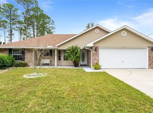 4 Reindeer Ln, Palm Coast, FL 32164