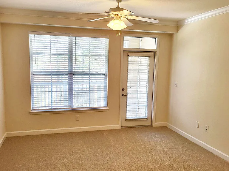 Clairmont at Perry Creek — Photo 77