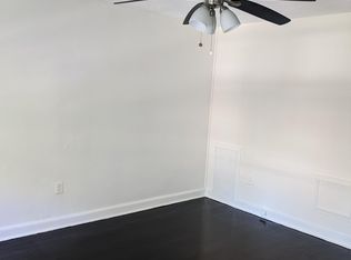 301 34th St SE APT 2, Washington, DC 20019