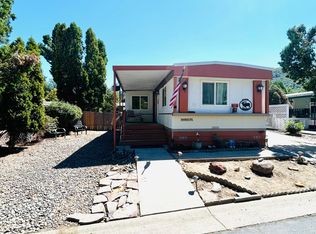 515 E Main St, Rogue River, OR 97537