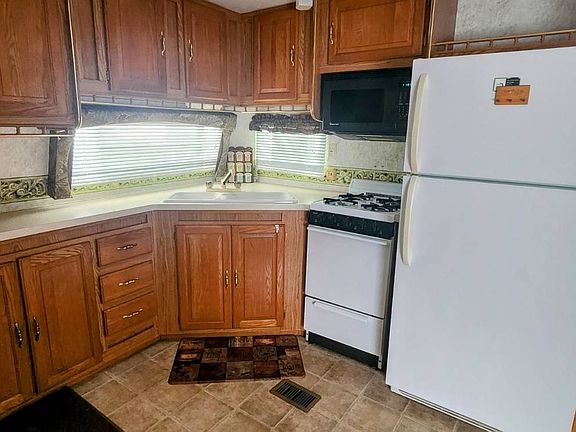 3rd image of 28229 County Road 33 #C344