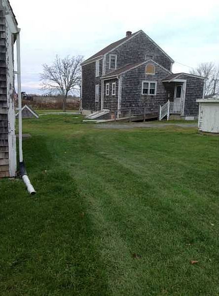 2nd image of 467 Oliphant Ln