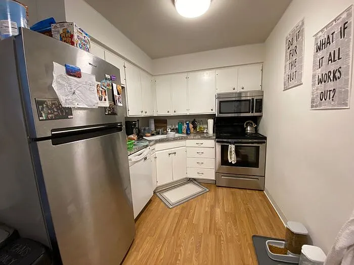 614 E Jefferson St #10 — Photo 4