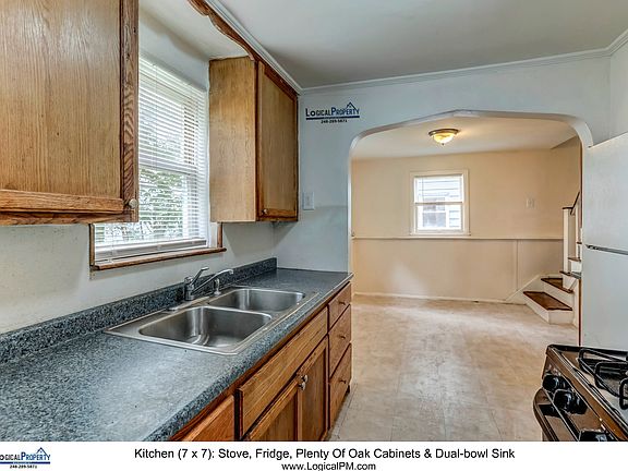2 - Kitchen