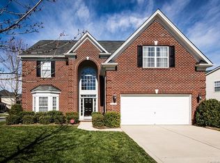 10522 Bere Island Dr, Charlotte, NC 28278