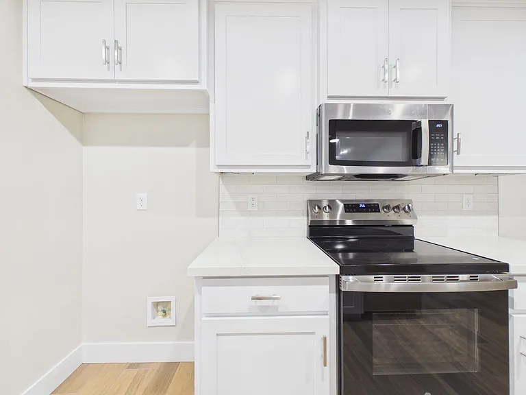 9770 Elite St — Photo 16