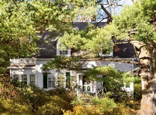 27 Locust Ave, Lexington, MA 02421