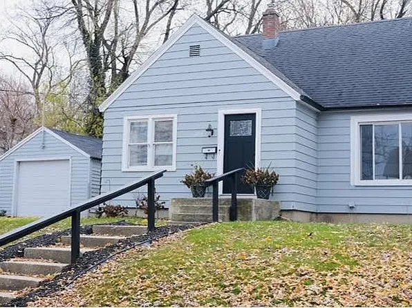 1914 Boston St SE, Grand Rapids, MI 49506