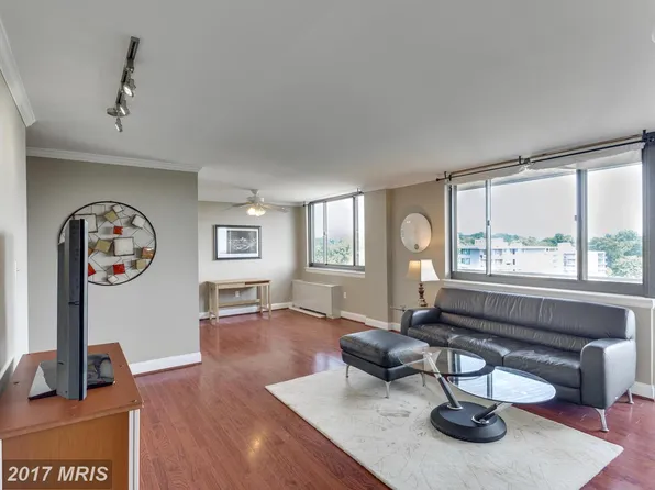 4201 Lee Hwy APT 704, Arlington, VA 22207