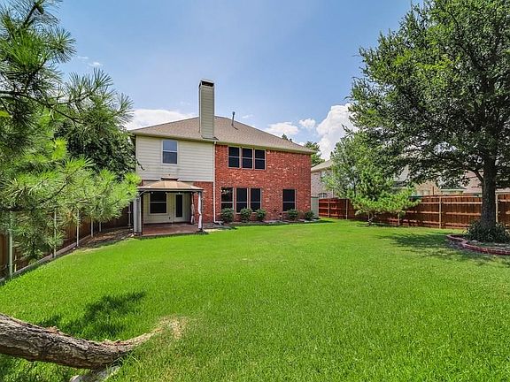 2nd image of 3502 Viburnum Dr