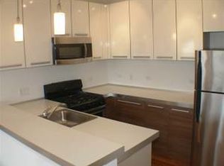 5202 N Broadway St APT 3E, Chicago, IL 60640