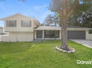 4721 Southbreeze Dr, Tampa, FL 33624