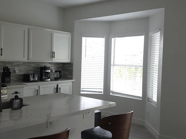 Silver Lantern Dr — Photo 28
