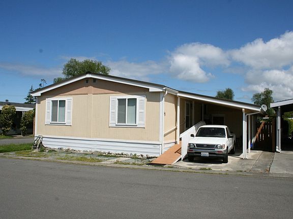 5th image of 701 S Main St