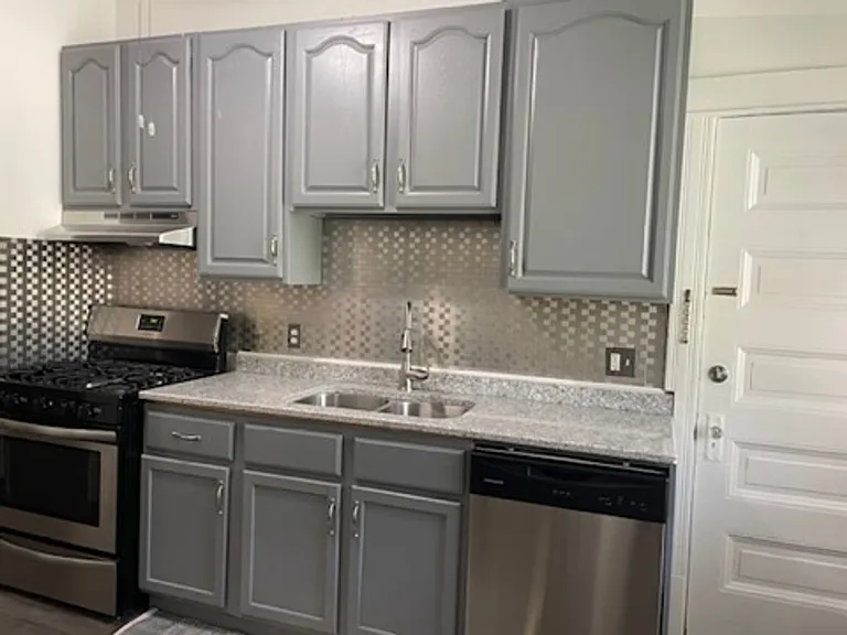 645 Grand Ave #1 — Photo 20