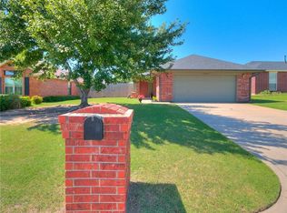 12308 NW 4th St, Yukon, OK 73099
