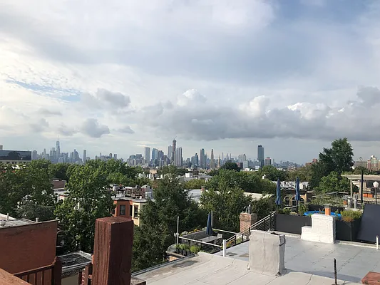 Rented by Longbrook Real Estate Capital LLC | media 15