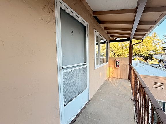 4th image of 740 Palo Alto Ave APT 4