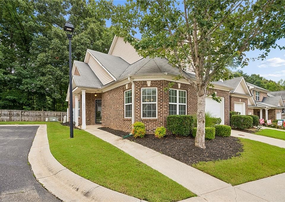 1st image of 2555 Flat Shoals Rd APT 2501