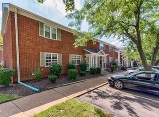 1406 Oriole Pl, Saint Louis, MO