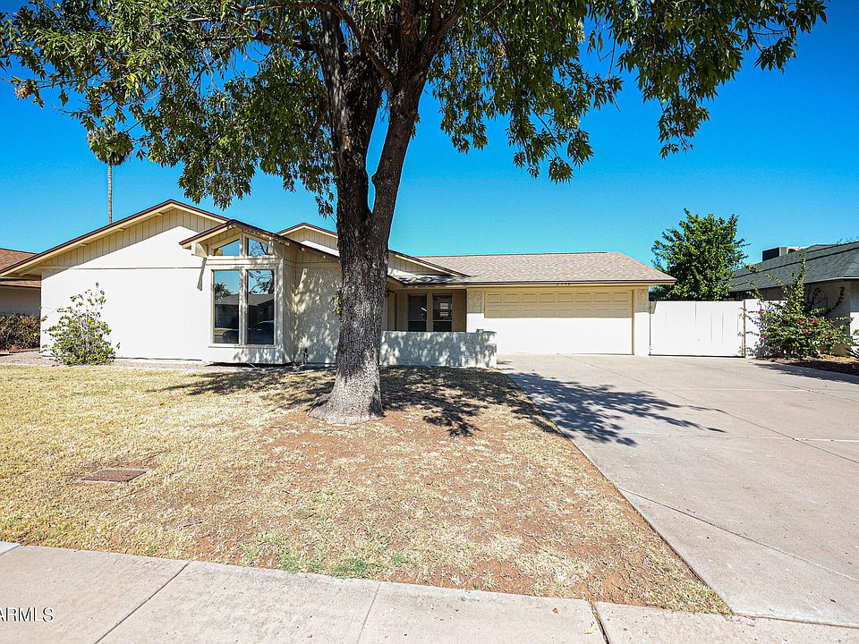 1st image of 2548 E GLADE Avenue