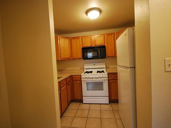 4th image of 1027 La Salle Ave APT B