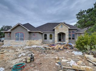 1933 Hunters Cv, New Braunfels, TX 78132