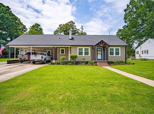 412 Wall St, Lexington, NC 27292