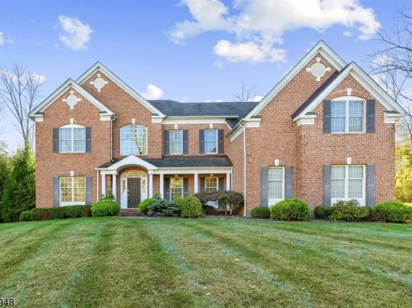 3 Limekiln Ct, Green Twp., NJ 07821