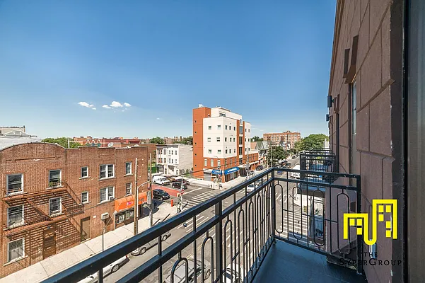 Rented by The Syper Group | media 17