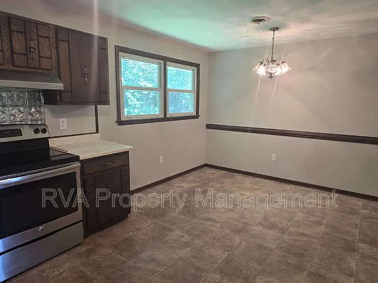 4476 Country Walk Ln — Photo 6