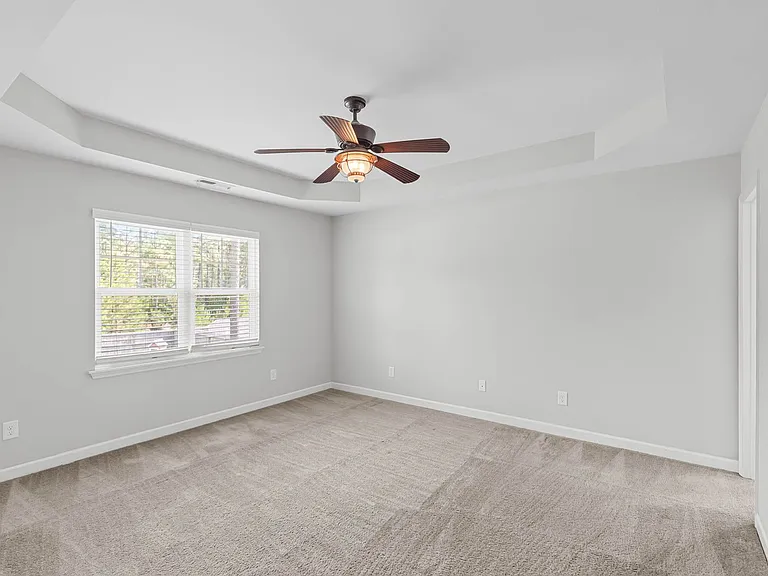 719 Addor Dr — Photo 32