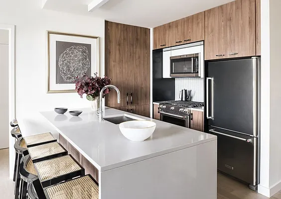 Rented by Brause Realty | media 20