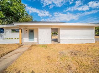 3600 Mountcastle Dr, Fort Worth, TX 76119