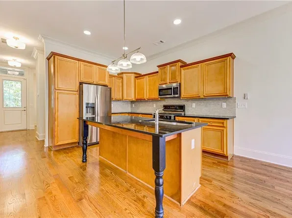 1422 Briarhaven Trl, Atlanta, GA 30319